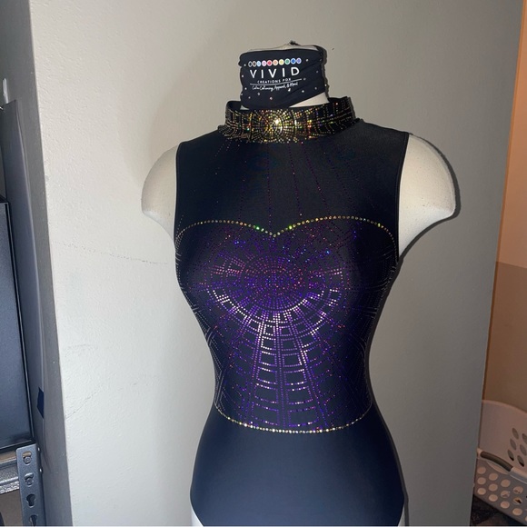 Spangle embellished mock neck leotard. - Picture 8 of 9